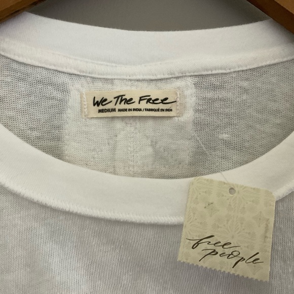 NWT, We The Free - Free People, size M, white top - Picture 4 of 5